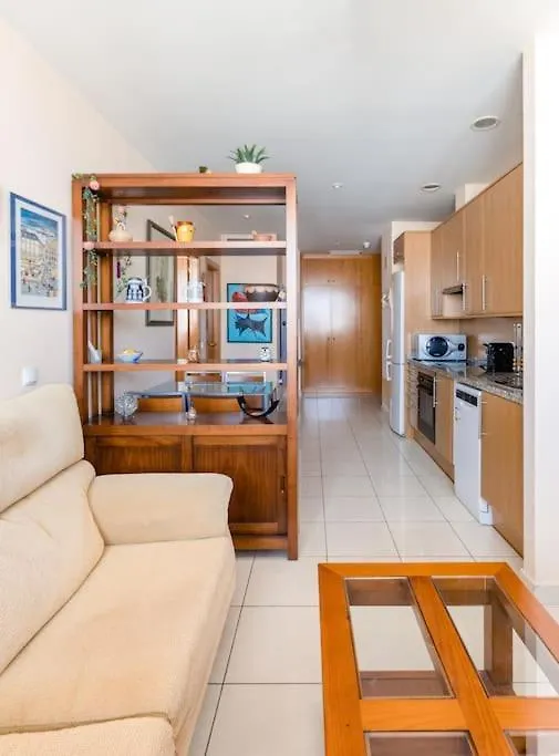 Santa Cruz Skyline: High Views Apartment