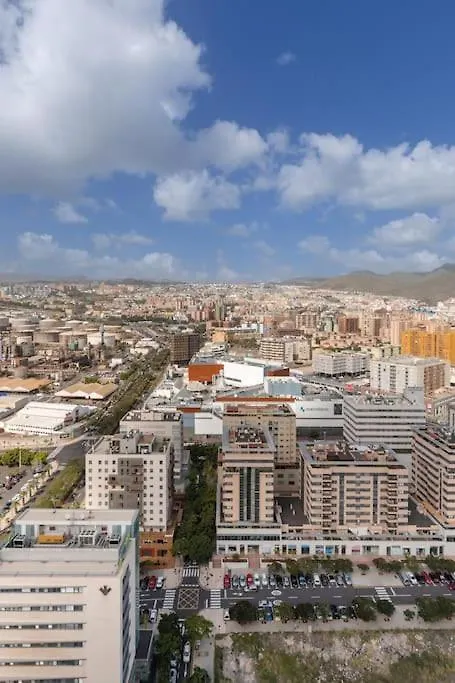Santa Cruz Skyline: High Views Apartment Spain